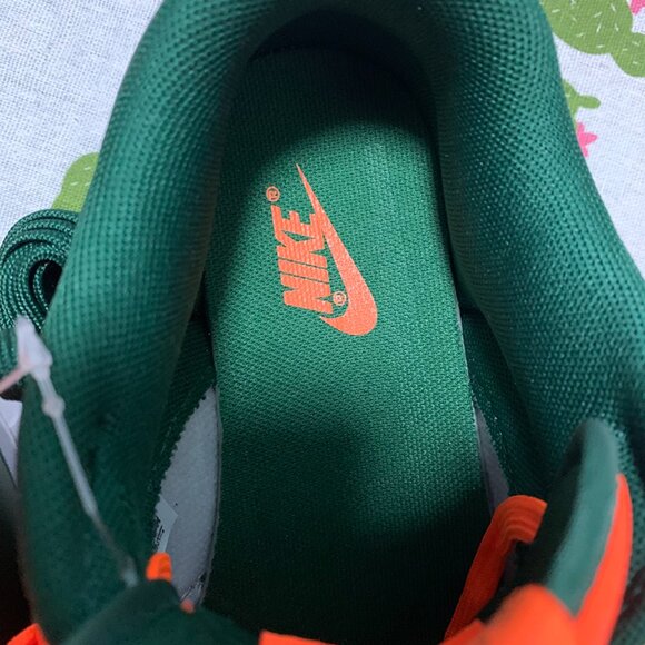 Nike Dunk Low Miami Hurricane skate sneakers - Picture 2 of 7